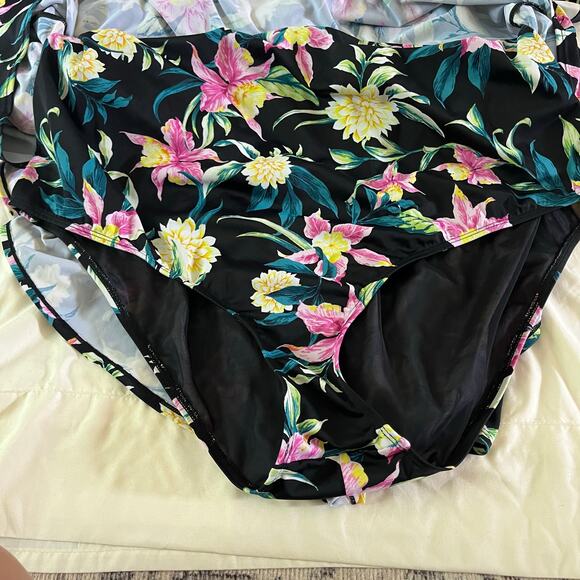 Torrid Black Floral Lace Up Detail Swim Dress Plus Size 4X Modest Full Coverage - Picture 6 of 9